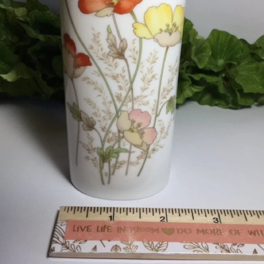 Vintage Otagiri Meadow Flowers Vase Japan